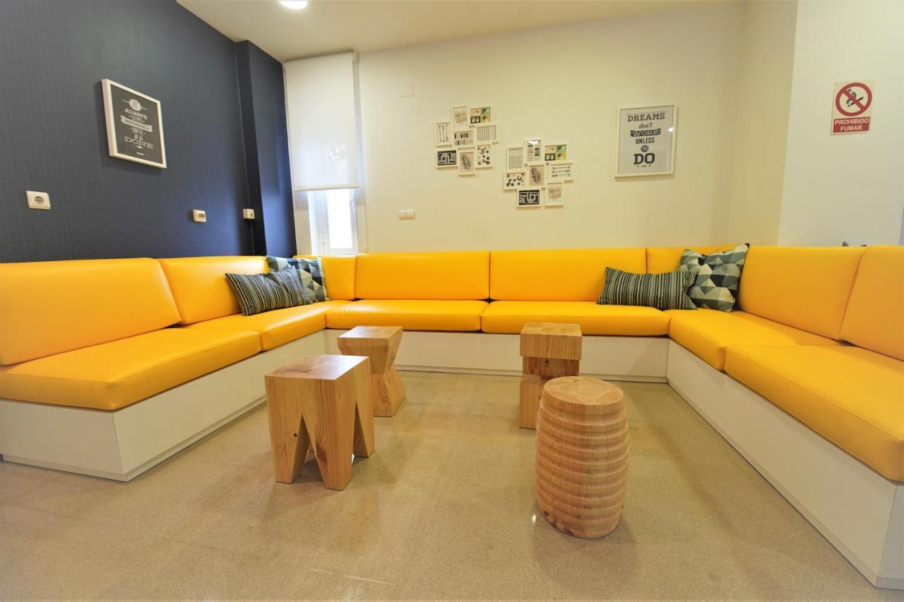 Micampus Malaga Student Residence Екстер'єр фото